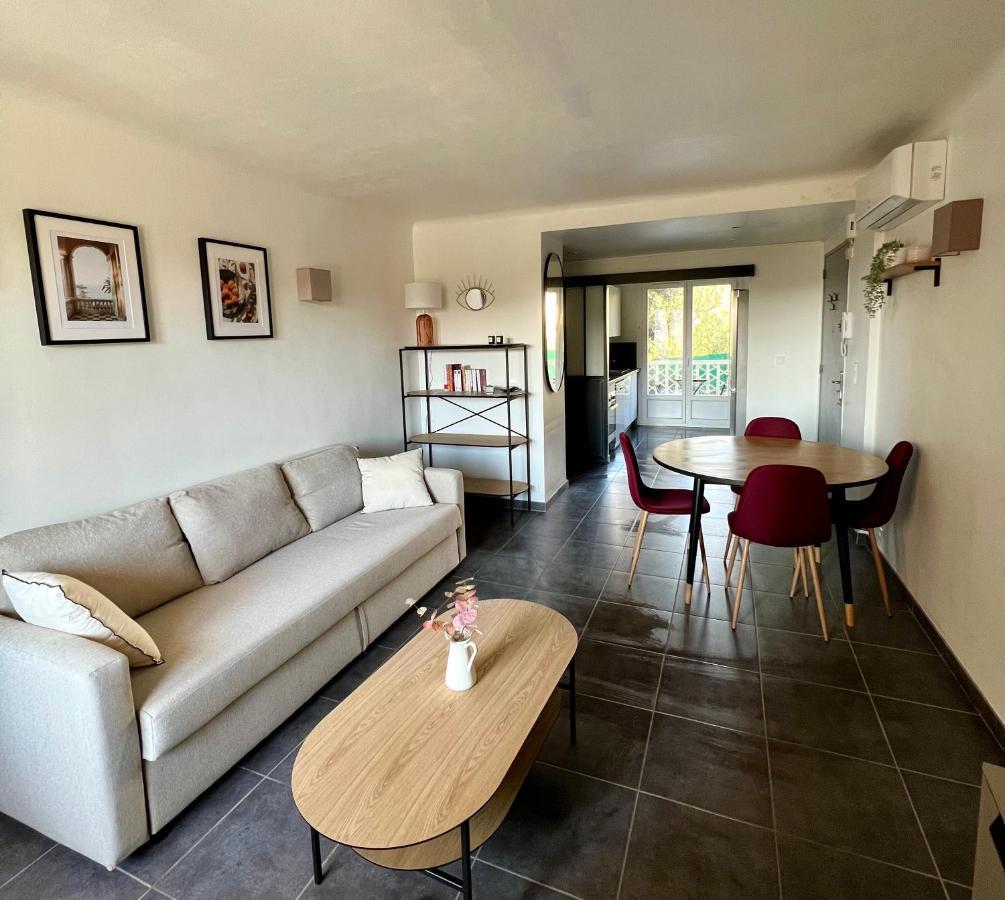 Joli T2 Proche Plage Et Parking Prive Bandol Luaran gambar